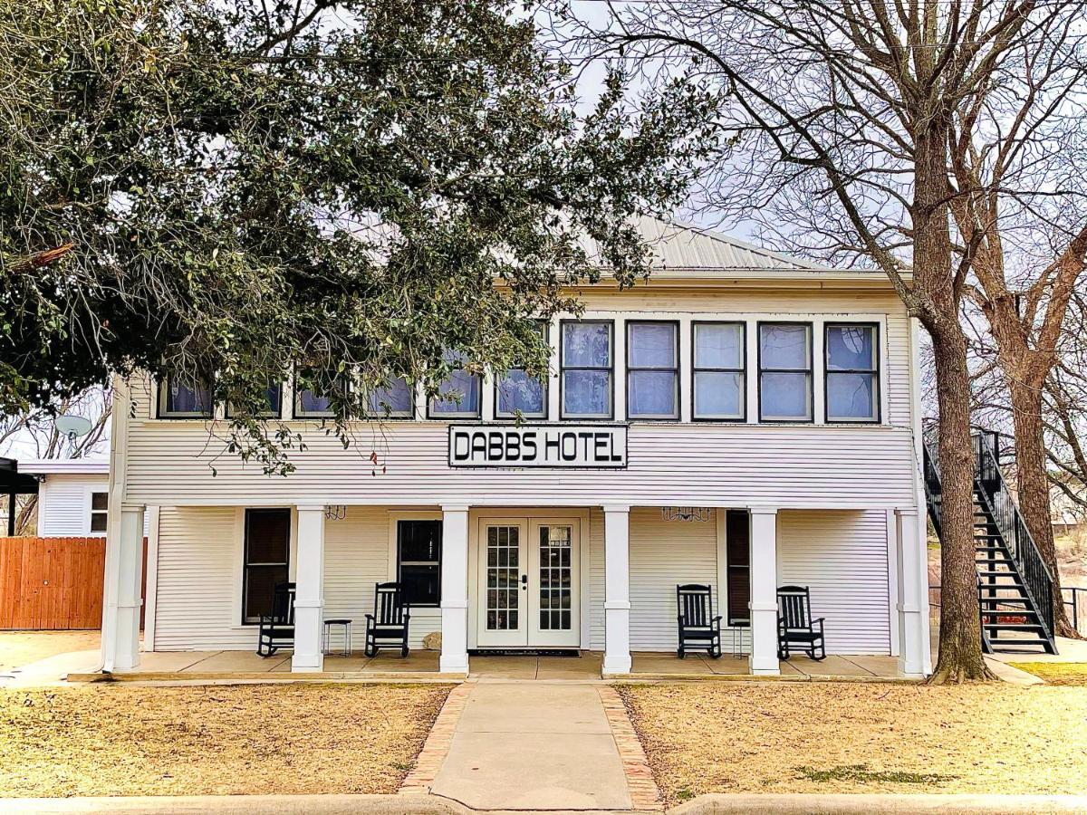 Dabbs Hotel Bed And Breakfast Llano Exterior photo